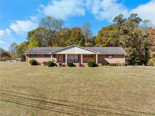 2475 Rowe Road, Lexington, NC 27295