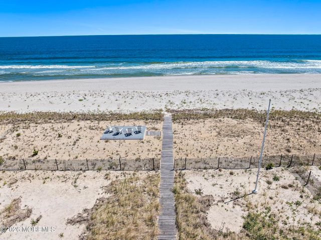 1433 Ocean Avenue, Mantoloking, NJ 08738