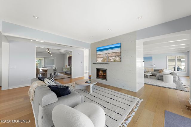 1433 Ocean Avenue, Mantoloking, NJ 08738