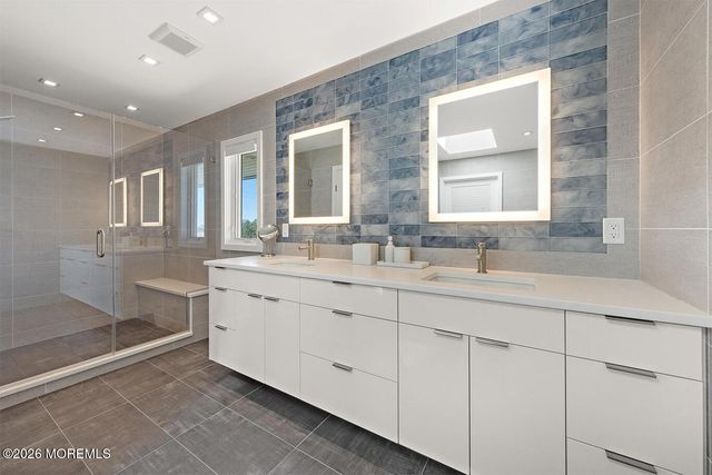 1433 Ocean Avenue, Mantoloking, NJ 08738