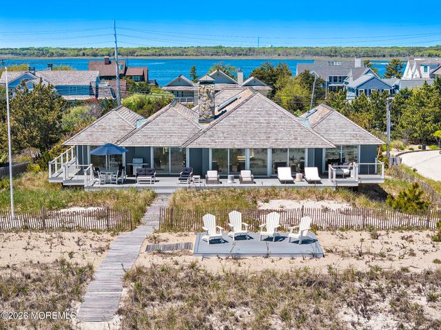 1433 Ocean Avenue, Mantoloking, NJ 08738