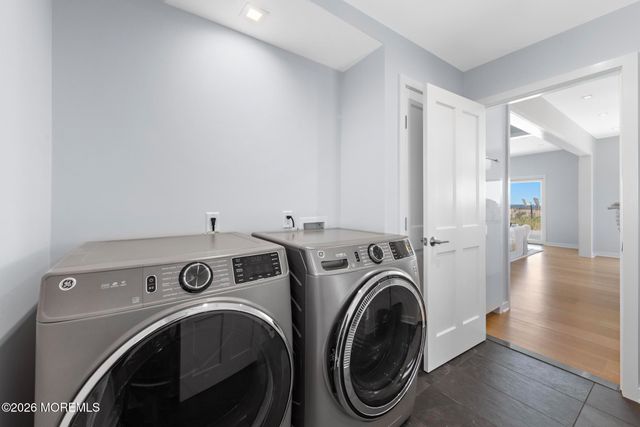 1433 Ocean Avenue, Mantoloking, NJ 08738