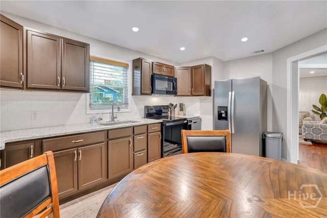 1305 E 32nd Street, Savannah, GA 31404