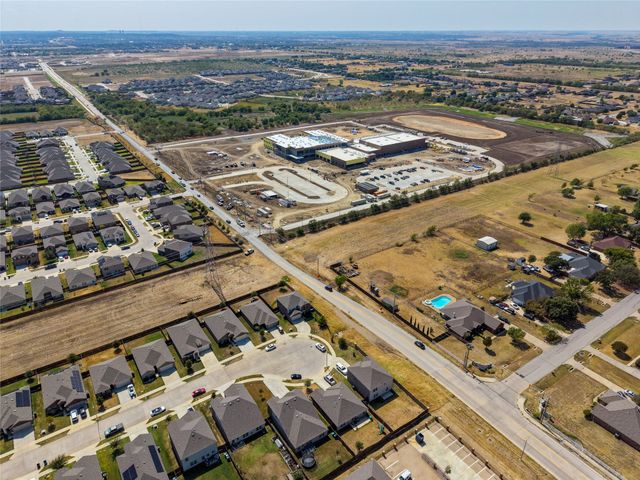 4749 Greenham Lane, Fort Worth, TX 76036