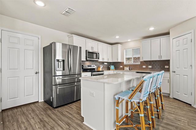 4749 Greenham Lane, Fort Worth, TX 76036