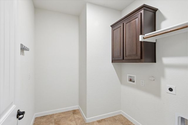 1021 Brownford Drive, Fort Worth, TX 76028