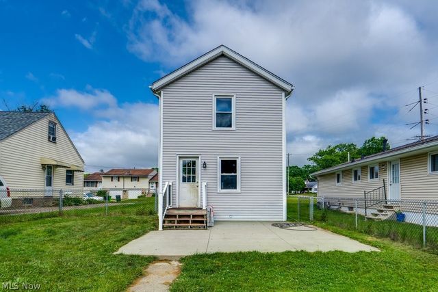 710 12th Street SW, Massillon, OH 44647