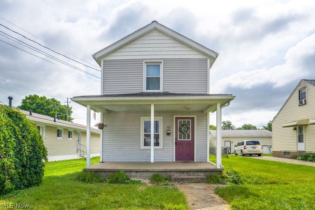 710 12th Street SW, Massillon, OH 44647