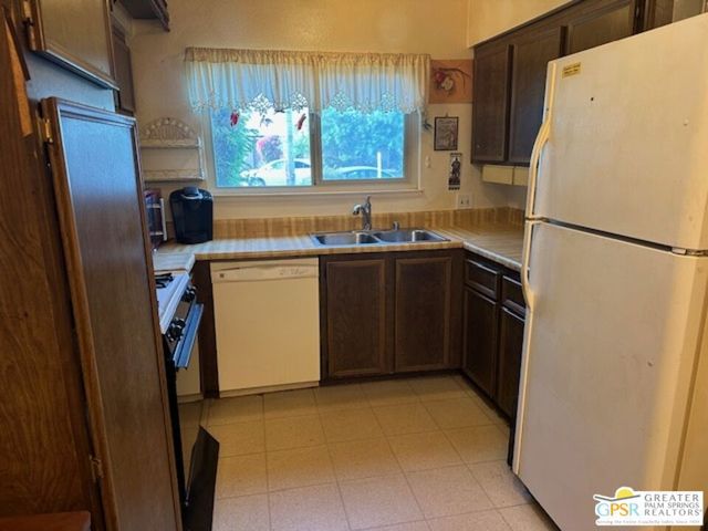 2435 E Wayne Road, Palm Springs, CA 92262