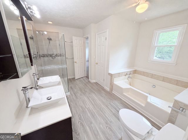 215 Arbour Run, Suwanee, GA 30024