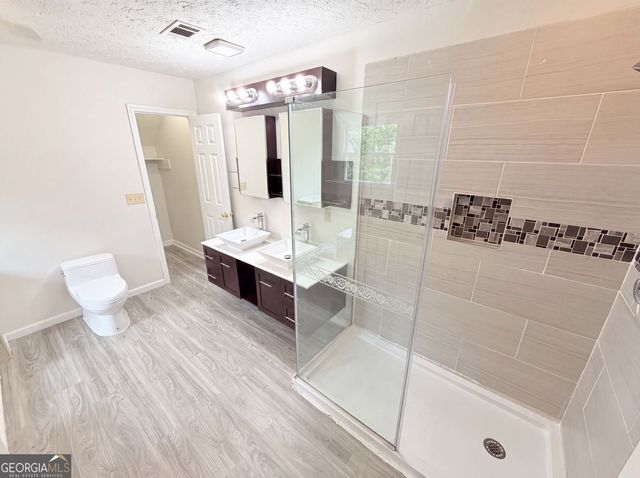 215 Arbour Run, Suwanee, GA 30024