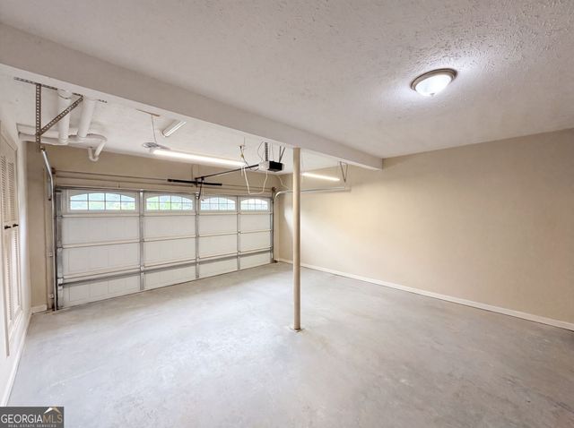 215 Arbour Run, Suwanee, GA 30024