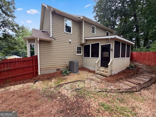 215 Arbour Run, Suwanee, GA 30024