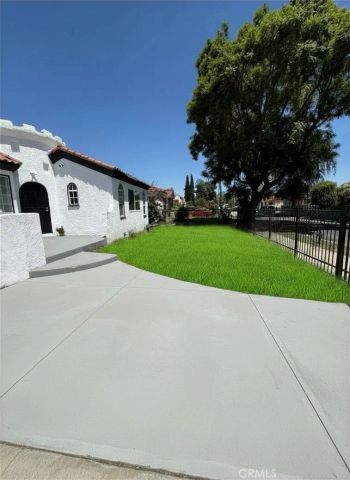 1415 N Spring, Compton, CA 90221