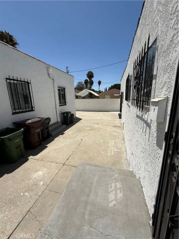 1415 N Spring, Compton, CA 90221