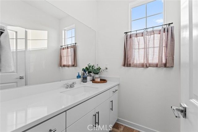 16724 Grapefruit, Fontana, CA 92336