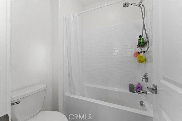 16724 Grapefruit, Fontana, CA 92336