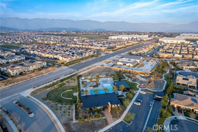 16724 Grapefruit, Fontana, CA 92336