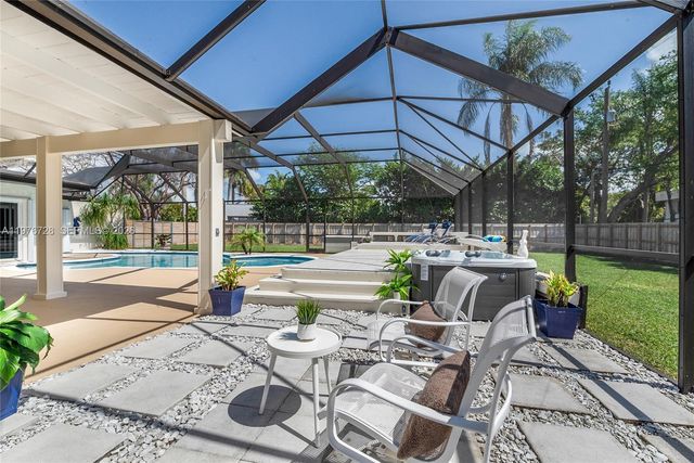 8360 SW 185th Ter, Cutler Bay, FL 33157