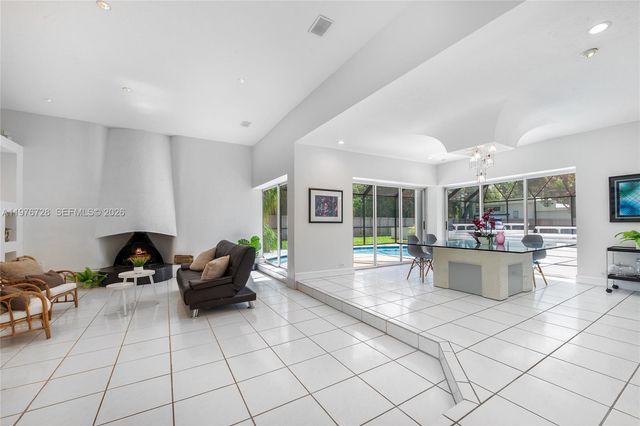 8360 SW 185th Ter, Cutler Bay, FL 33157