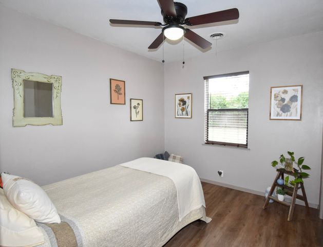 2013 S Walnut, Brady, TX 76825