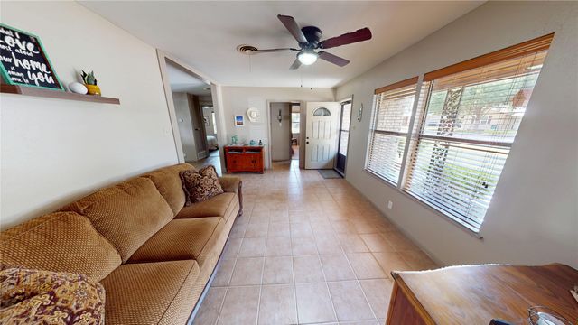 2013 S Walnut, Brady, TX 76825