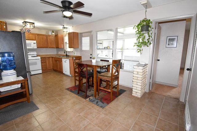 2013 S Walnut, Brady, TX 76825