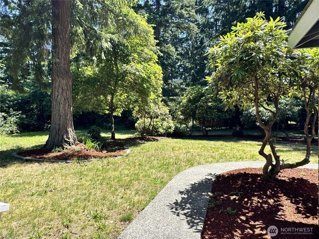 12602 Military Road E, Puyallup, WA 98374