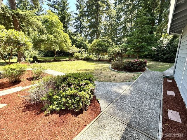 12602 Military Road E, Puyallup, WA 98374