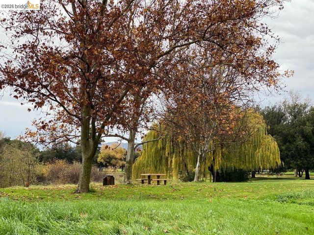 809 Gridley St, San Jose, CA 95127