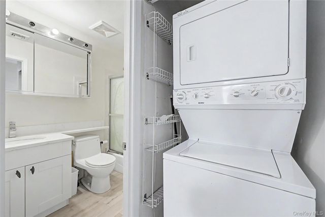 12027 Riviera Court 2B, College Point, NY 11356