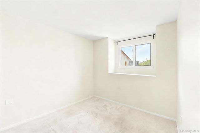 12027 Riviera Court 2B, College Point, NY 11356