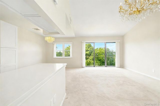 12027 Riviera Court 2B, College Point, NY 11356