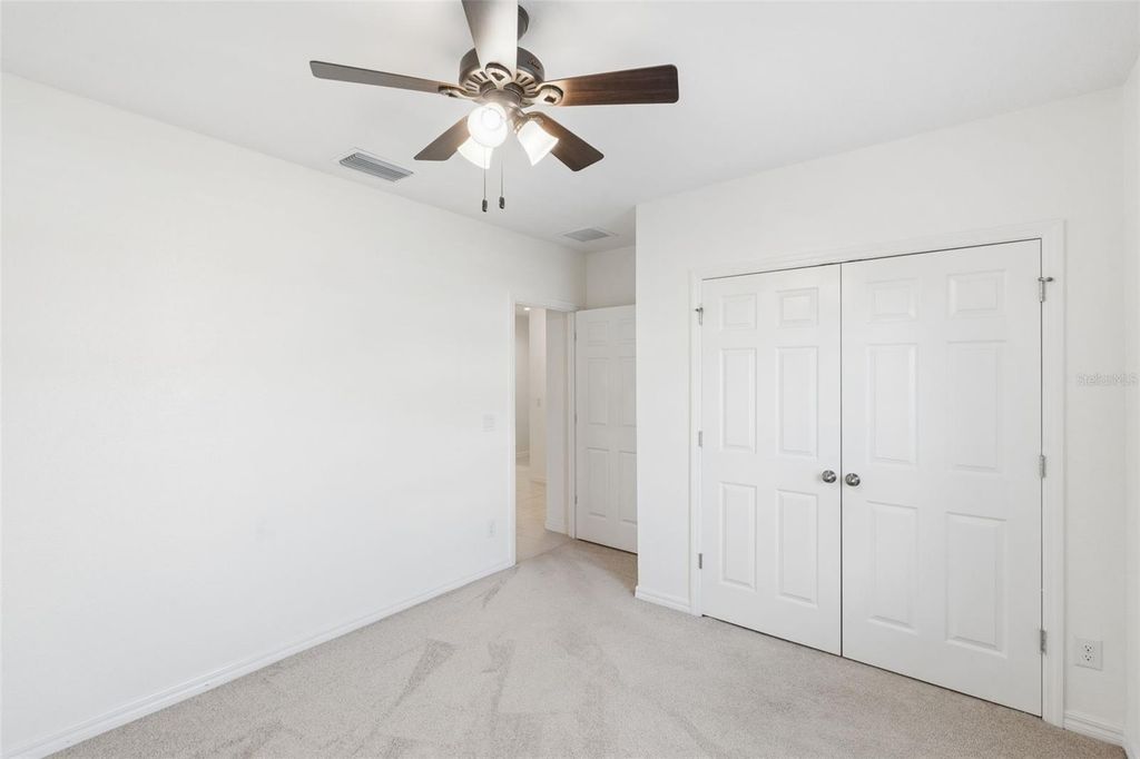 Image 26 of property listing at 687 CAMPO LANE, Davenport, FL 33837