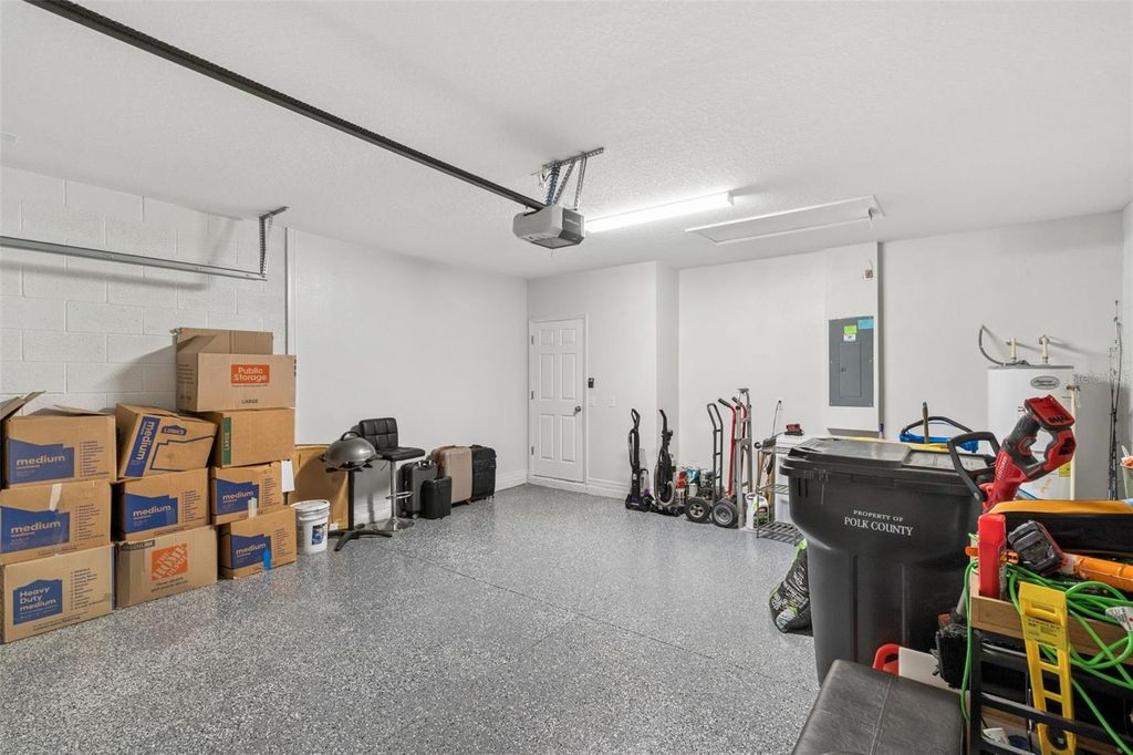 Image 29 of property listing at 687 CAMPO LANE, Davenport, FL 33837