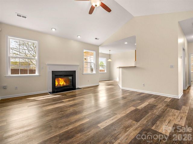 33 W Hiawassee Road, Fletcher, NC 28732