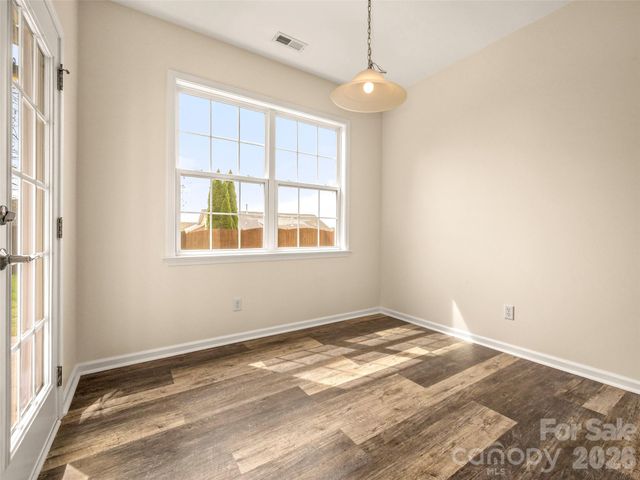 33 W Hiawassee Road, Fletcher, NC 28732