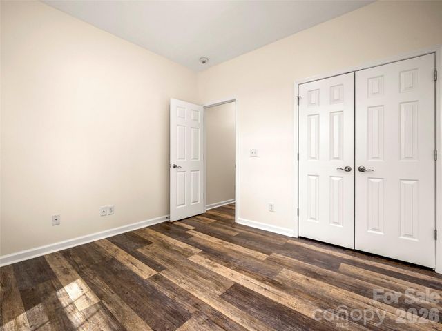 33 W Hiawassee Road, Fletcher, NC 28732