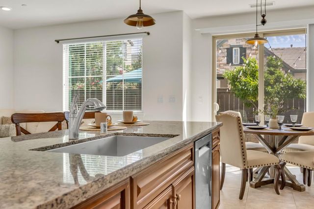 6028 Terra Ln, El Dorado Hills, CA 95762