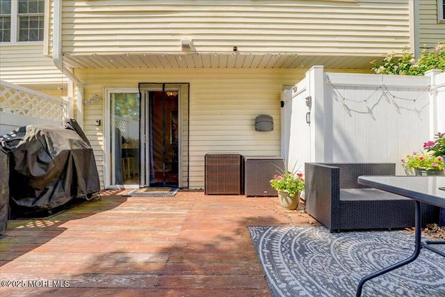 73 Rita Lane, Jackson, NJ 08527