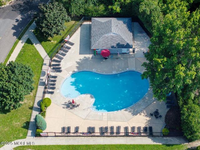 73 Rita Lane, Jackson, NJ 08527