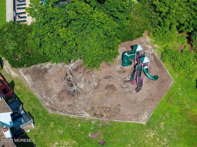 73 Rita Lane, Jackson, NJ 08527