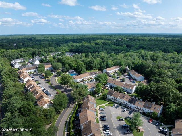 73 Rita Lane, Jackson, NJ 08527