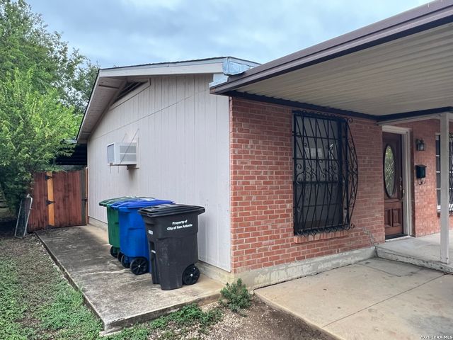347 ANTON DR, San Antonio, TX 78223