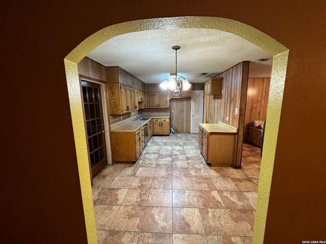 347 ANTON DR, San Antonio, TX 78223