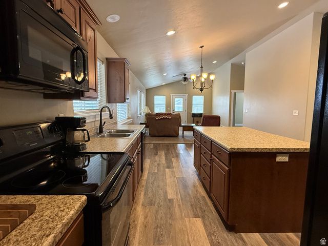 353 W NIBLICK CIR, Garden City, UT 84028