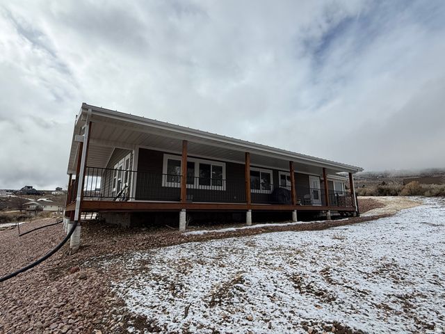 353 W NIBLICK CIR, Garden City, UT 84028