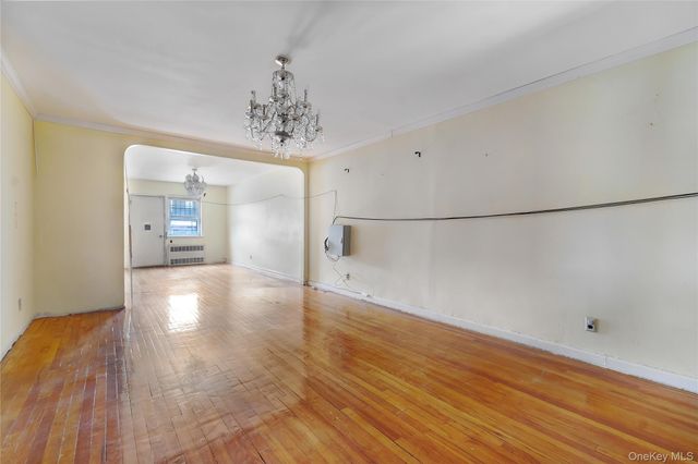 738 E 95th Streets, Brooklyn, NY 11236