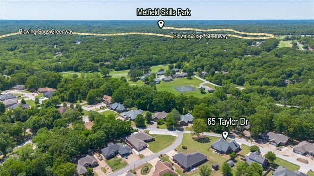 65 Taylor Drive, Bella Vista, AR 72714