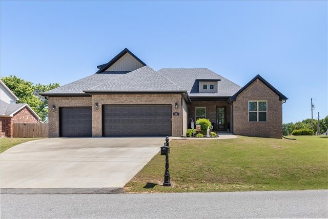 65 Taylor Drive, Bella Vista, AR 72714